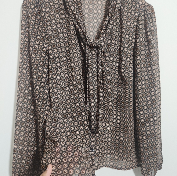 Ann Taylor Sheer Button Up Blouse Size 8 Tie Neck Long Sleeve Print - Picture 6 of 8